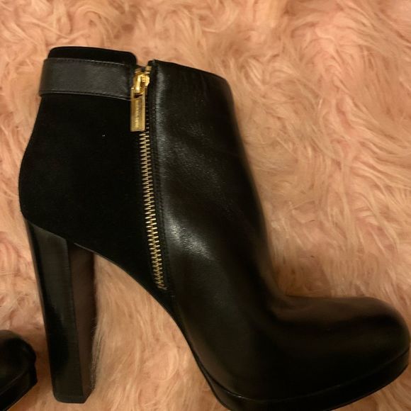 Michael Kors boots - Picture 10 of 11